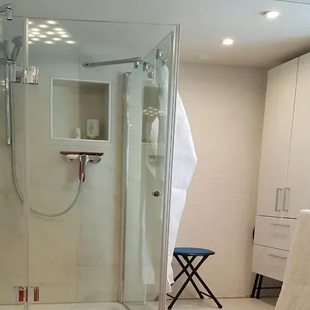 Gaestezimmer Juelich Mit Kueche Apartment